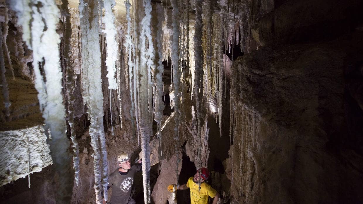 Malham Cave Salt cave 4 @paperslife